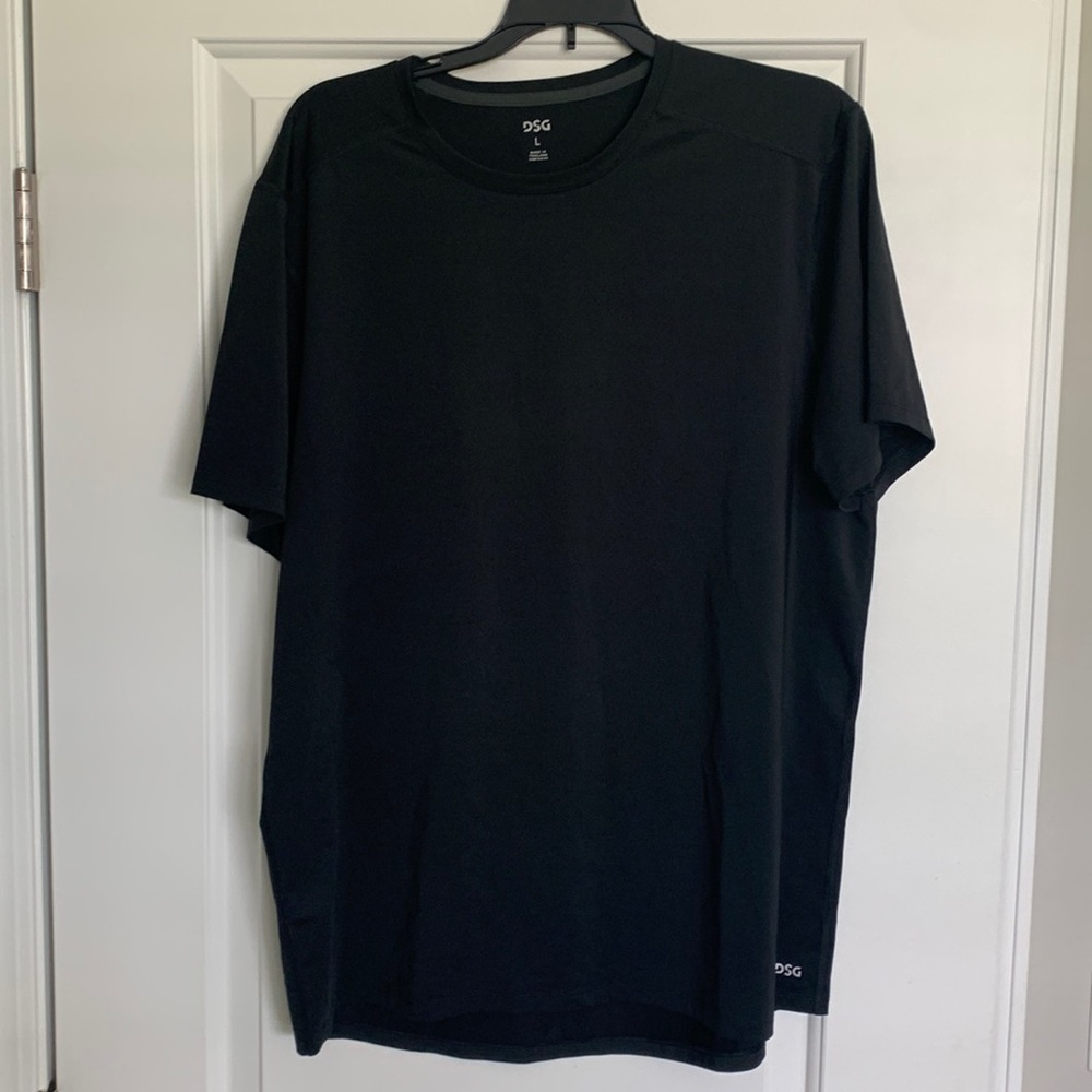 Dicks sporting goods gym shirt